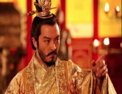 历史的&ldquo;真龙天子&rdquo;到底有什么特征饿，刘邦72颗大痣、朱元璋脚踩七星