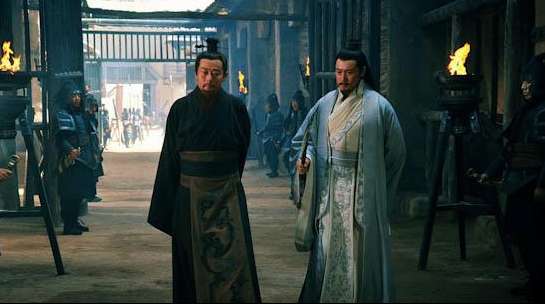 为什么被别人认为忠厚无用的鲁肃能够担得起镇守荆州的重任呢