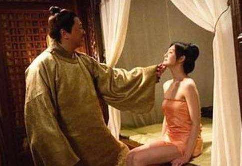 用身子为太子传授男女之事的谢玖 拥有个聪明儿子却下场凄惨