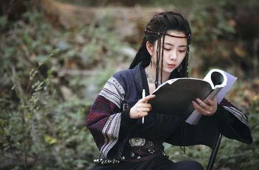 《外八行》剧情主要讲了什么？什么时候可以看
