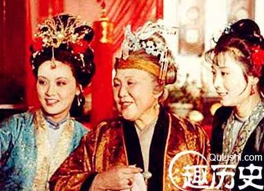 红楼梦里王熙凤为何敢在关键时刻公开三次不给王夫人面子？