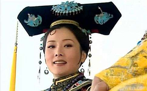 博尔济吉特氏娜木钟有着哪几重身份？娜木钟怎么和皇太极在一起的？