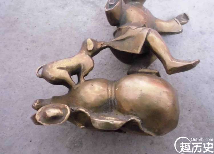 狗咬吕洞宾，不识好人心。做事不要只看表面