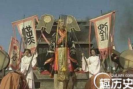 此人是开国皇帝，却埋在土堆之下，2000年无人可盗