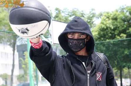 《热血狂篮》热播 少年感爆棚成“青春热剧”