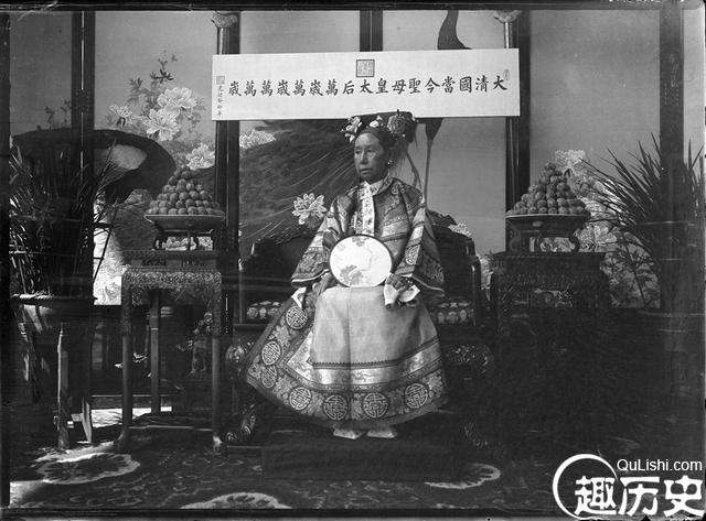 慈禧太后西逃，把一个招呼不周的县官活活逼死