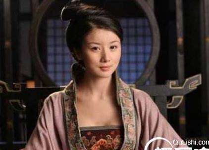 盘点史上皇家九大出轨行为，这皇帝安排老婆去偷汉子