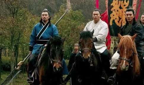 朱元璋两个儿子，为什么一个逼死了皇帝，一个被皇帝逼死