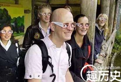 盘点全世界16个最蛋疼的发明，斜视眼镜这真的不是在逗我吗？