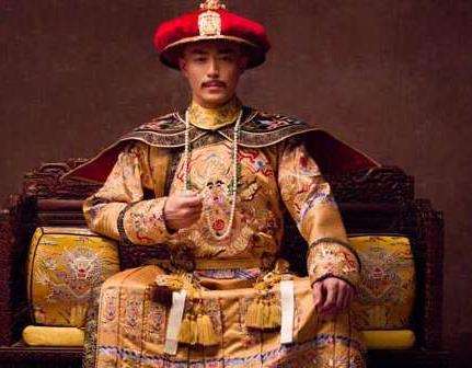 《如懿传》王钦吃的阿肌苏丸到底是什么？乾隆晚年幸福的后宫生活全靠它