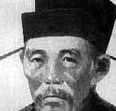 杀害岳飞的是秦桧还是赵构？秦桧后人：凭什么让我祖宗一直跪