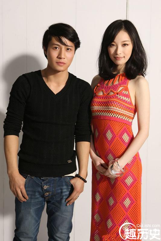 倪妮2012登北京青年周刊封面 飘逸蓝裙大秀性感美腿