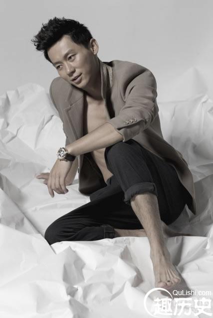 李晨《ELLE》最新写真 尽显儒雅