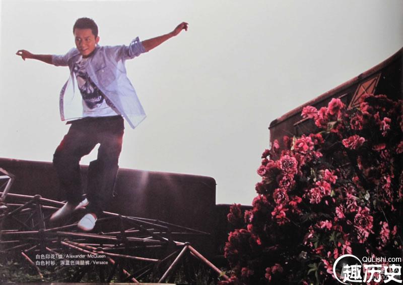 2010年7月《环球生活》李晨高清绅士杂志写真