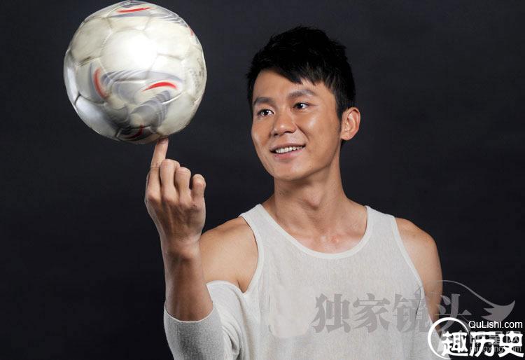 李晨《独家镜头》全套写真集 百变造型轻松驾驭