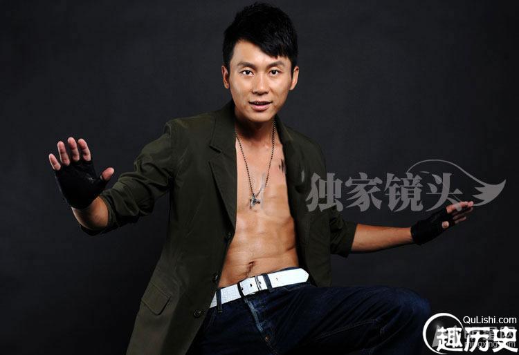 李晨《独家镜头》全套写真集 百变造型轻松驾驭