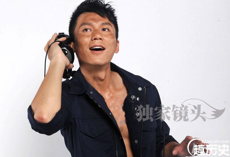 李晨《独家镜头》全套写真集 百变造型轻松驾驭