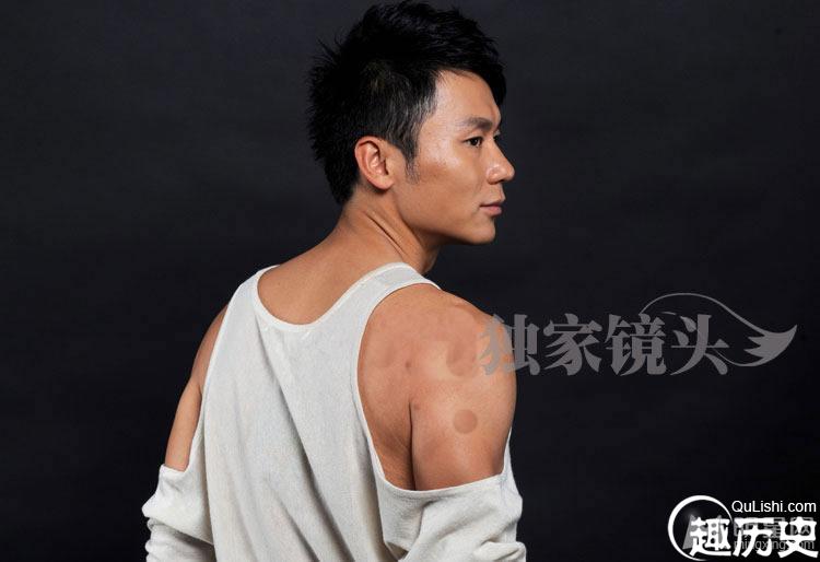 李晨《独家镜头》全套写真集 百变造型轻松驾驭