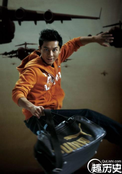 2009年11月《风尚志》李晨运动写真 展运动天赋
