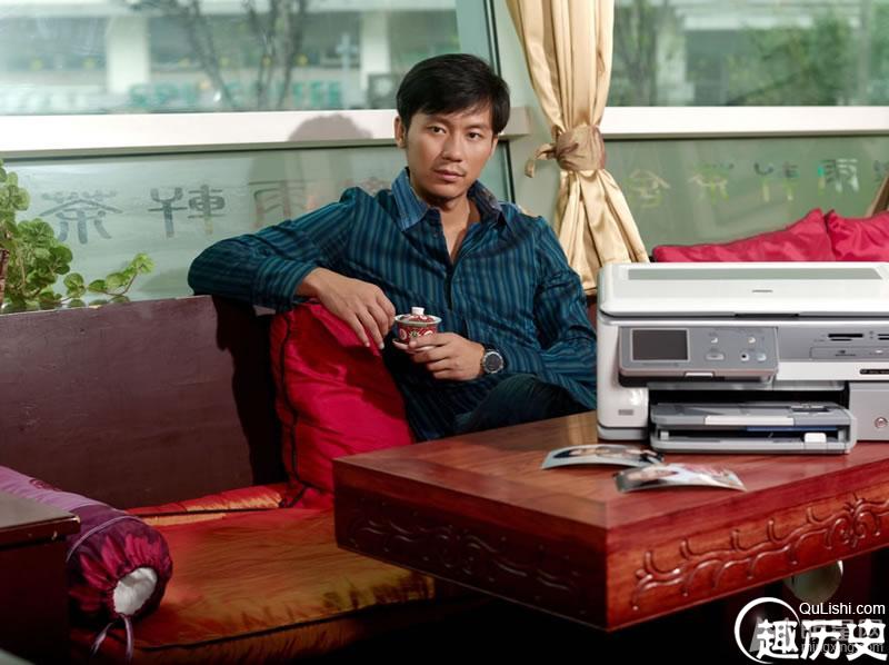 李晨早期代言惠普广告高清组图 胡子拉碴显憔悴
