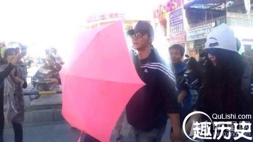 范冰冰李晨牵手甜蜜现身拉萨 李晨范冰冰私密照
