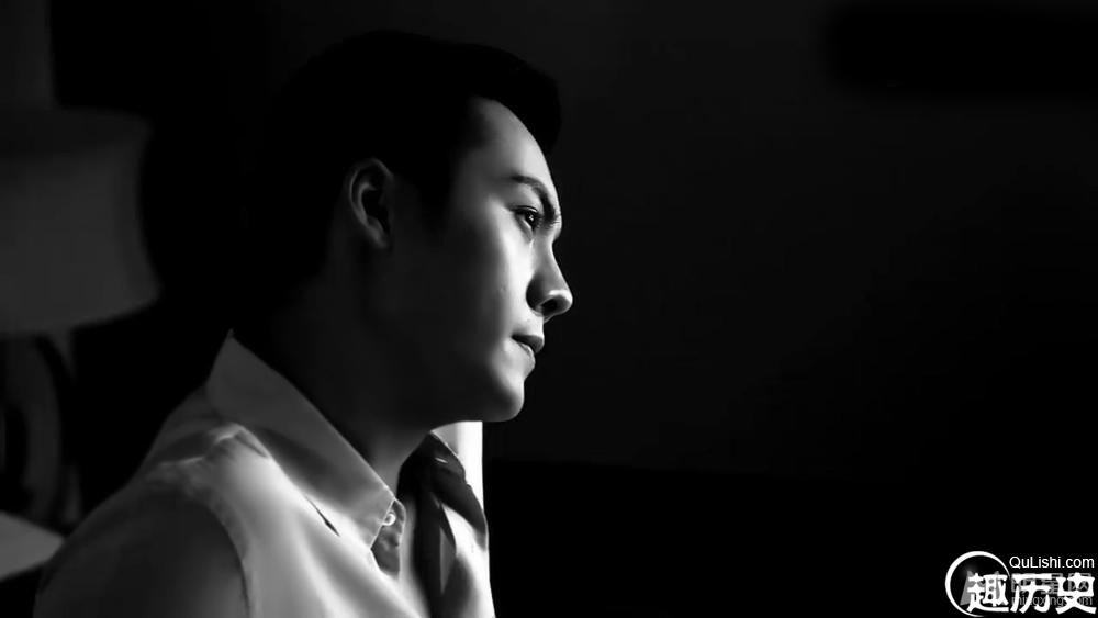 陈伟霆《伊周》杂志拍摄 浴缸惹火出镜