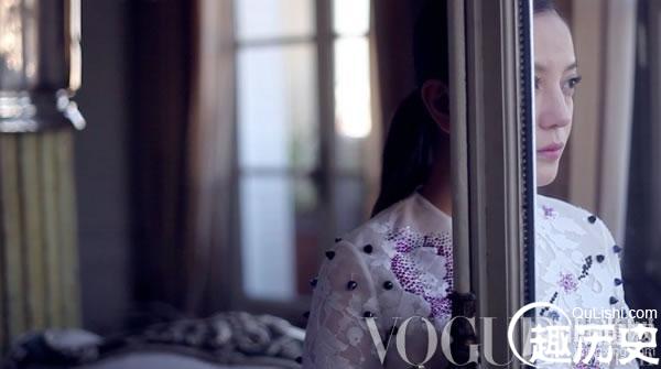 赵薇早期《vogue》写真 斜倚尽显女人味