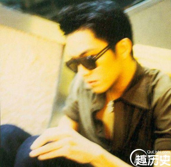 钟汉良青葱旧照写真：青春迷人耀眼的小太阳