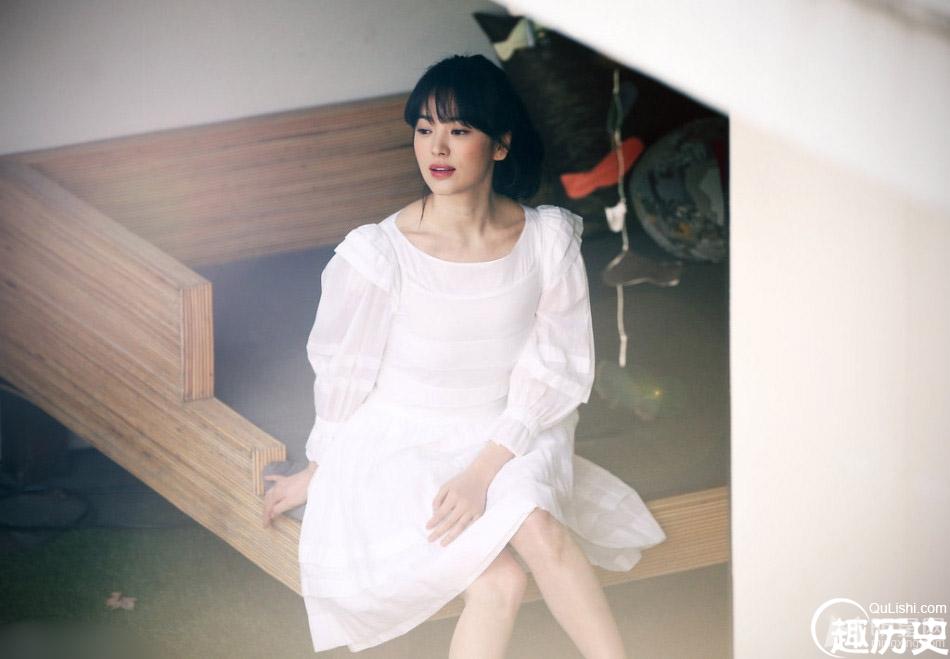 宋慧乔拍写真气质纯美清淡如菊