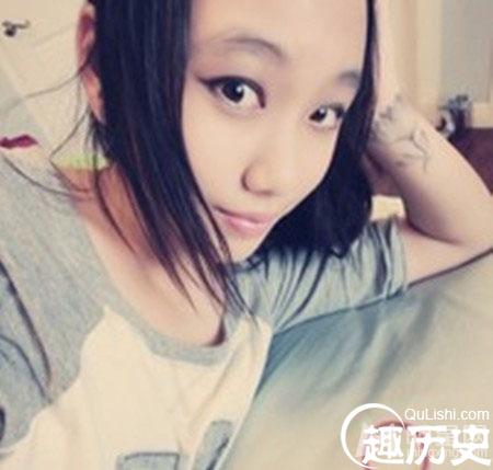 闫妮15岁漂亮女儿近照曝光