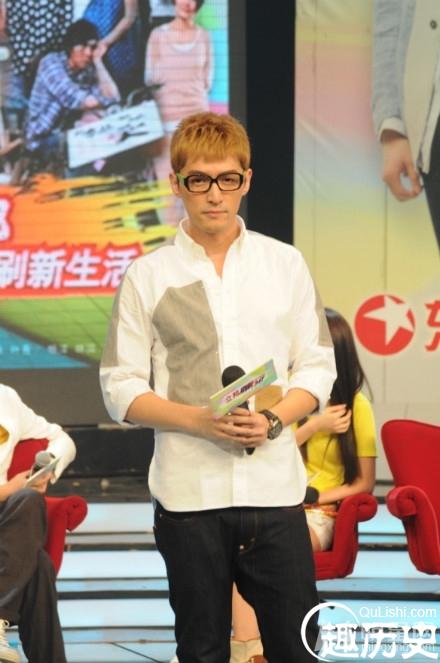 尼坤唐嫣刘诗诗 众星戴眼镜卖萌大集合