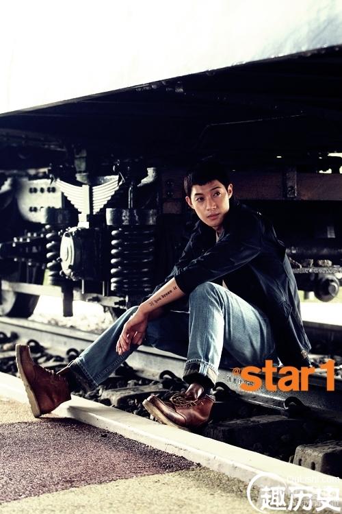 金贤重at Star1杂志型男魅力画报