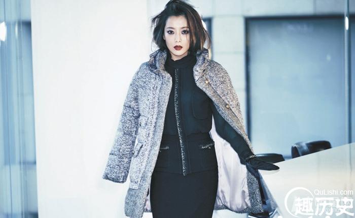 女神金喜善性感回归 完美曲线婀娜多姿