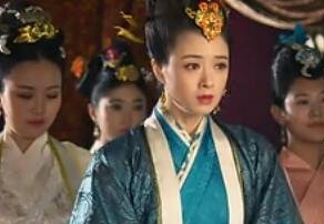 芈月传莒姬和向氏哪个地位高 后宫品阶称谓怎么分