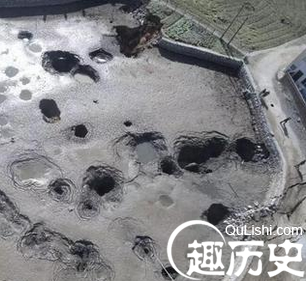 湖南一乡村现多处天坑 鱼塘连鱼带水一夜消失
