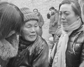 七旬老太7岁时被卖当丫环 72年后终回老家
