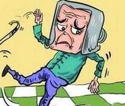 老人摔伤索赔百万 或因台阶太高致老人摔倒