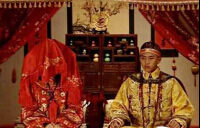 揭秘：古代皇帝性启蒙 14岁开课 宫女手把手教学？