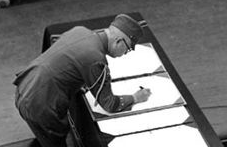 1945年天皇“玉音”播放投降：日本人最长的一天