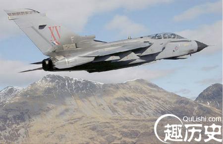 CDE11BDDE379FFD70A1917A00AA52A0C_meitu_64.jpg