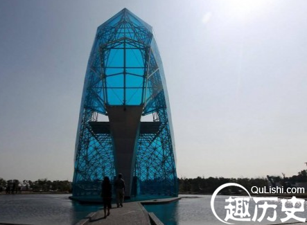 水晶玻璃高跟鞋教堂