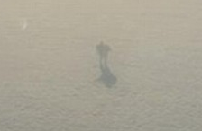 高空发现神秘人影 南极洲发现外星人基地？