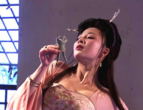 李隆基为什么不封杨玉环为皇后？他在等什么