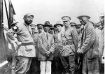 冯玉祥轶事：爱兵如子曾经为部下士兵剪脚趾甲 