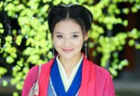 新笑傲江湖任盈盈的扮演者是谁？扮演者个人简介