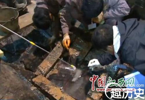 孔子画像马蹄金超乎想像 西汉海昏侯墓主椁室开启