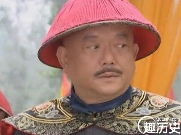为什么清朝最大的贪官和珅能深得乾隆皇帝恩宠？