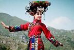 彝族服饰文化  彝族的女装有什么特点