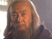 天龙八部中萧远山和慕容博的仇恨是哪一僧人化解