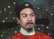 红楼梦贾雨村只惩治人贩子不追究买家说明什么